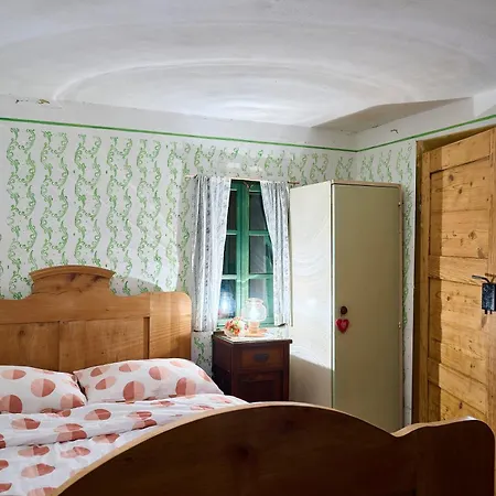 Traditional Slovenian Kozjanska Domacija 1817 Unesco Mab Apartment Dobje pri Planini