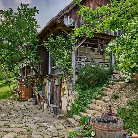 Traditional Slovenian Kozjanska Domacija 1817 Unesco Mab Apartmán *