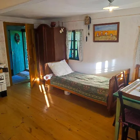 Traditional Slovenian Kozjanska Domacija 1817 Unesco Mab Apartmán *